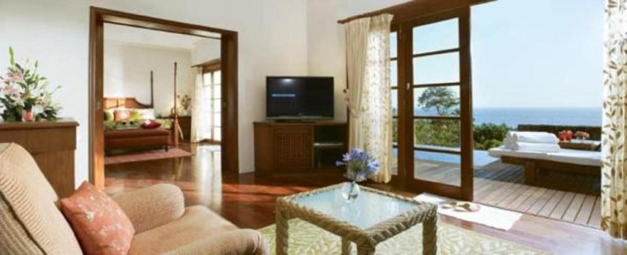 Taj Green Cove Resort And Spa Kovalam Esterno foto
